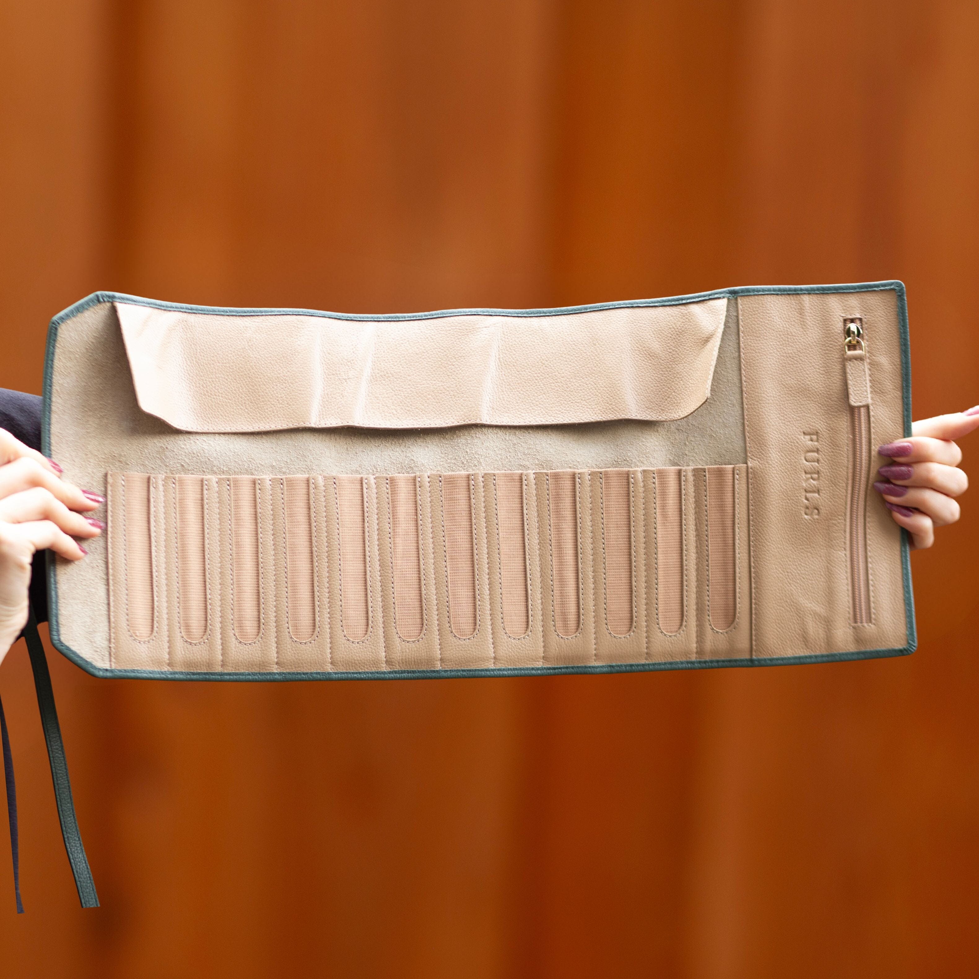 Venture Leather Travel Roll – Crochet Hook Organizer – FurlsCrochet