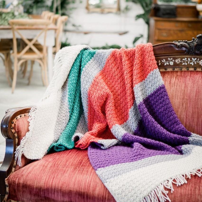 Free Crochet Blanket: Daydreamer Blanket Pattern