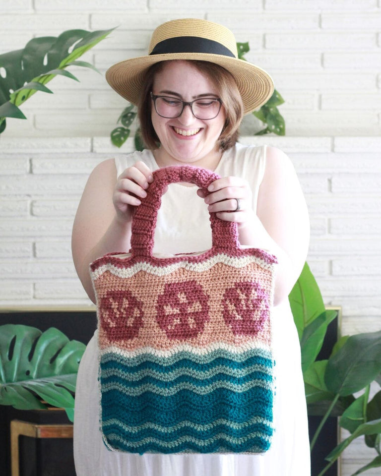 Free Crochet Pattern: By The Shore Bag Tapestry Crochet Project ...