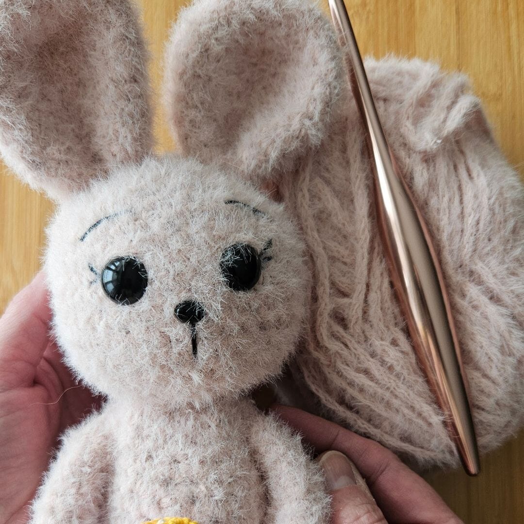 Free Amigurumi Pattern: SpringTime Bunny – FurlsCrochet