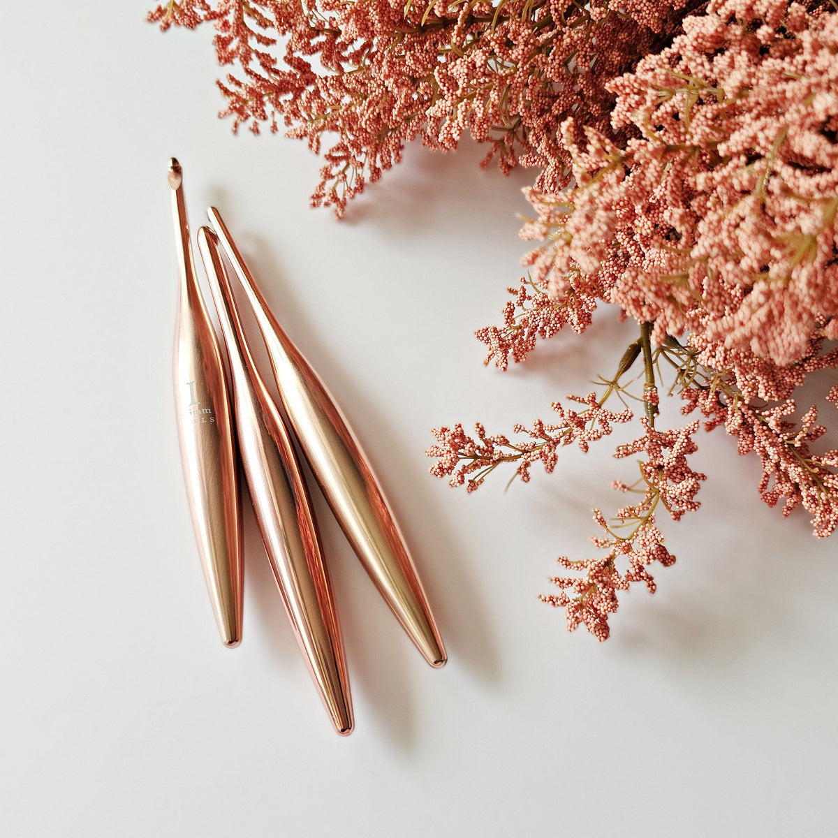 Blush Streamline Metal Crochet Hooks – FurlsCrochet