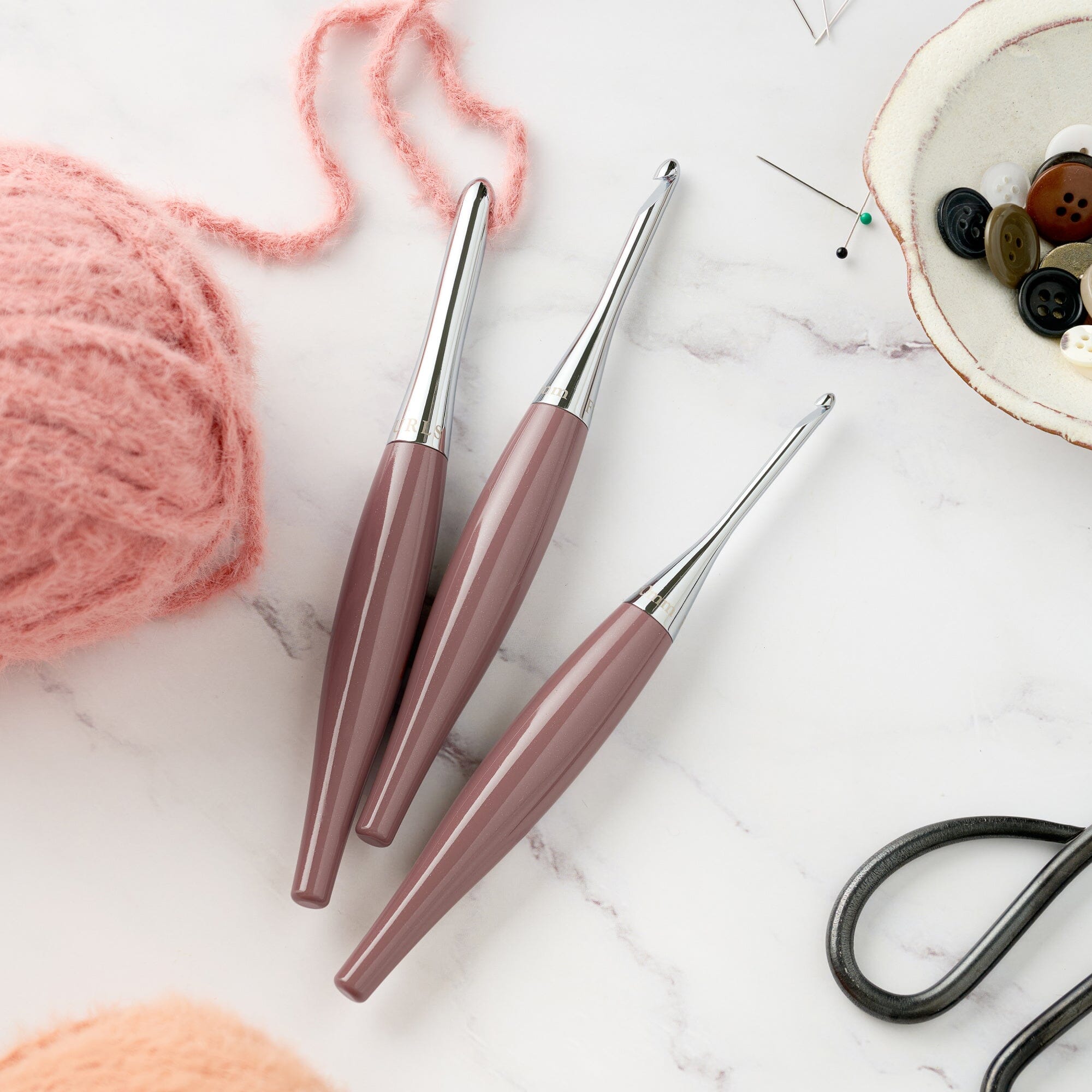 MODYSSEY HOOK スーレン 外付け 封入トレカつき Odyssey® II Crochet Hook in Mocha Mousse – FurlsCrochet