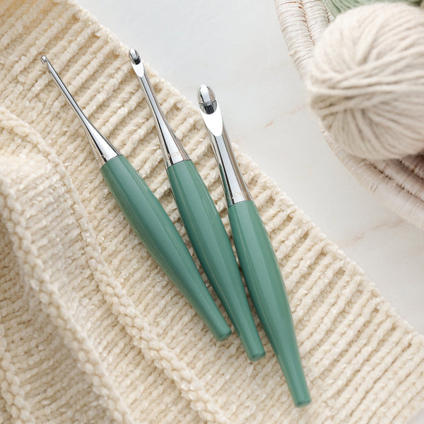 Odyssey® II Crochet Hook in Juniper – FurlsCrochet