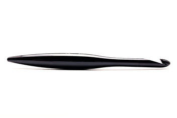 Onyx Streamline Metal Crochet Hooks – FurlsCrochet