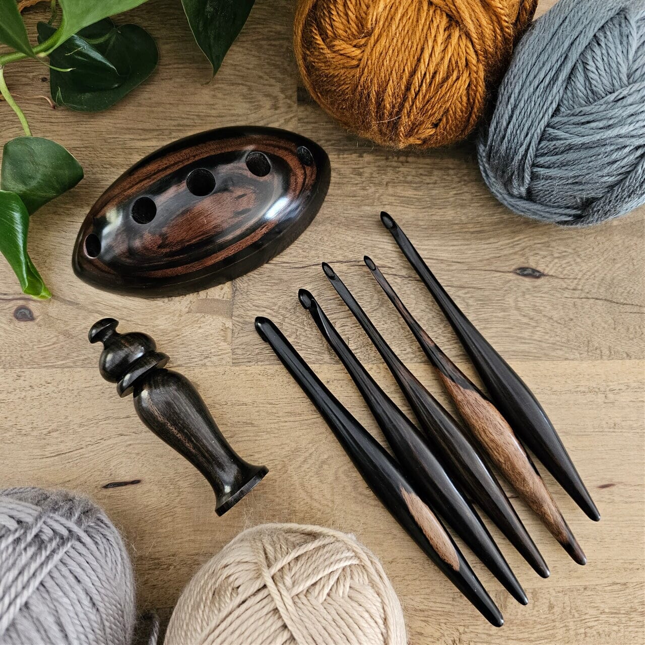 Ebony Tapestry Needle Case – FurlsCrochet, Furls Crochet Hook Set 